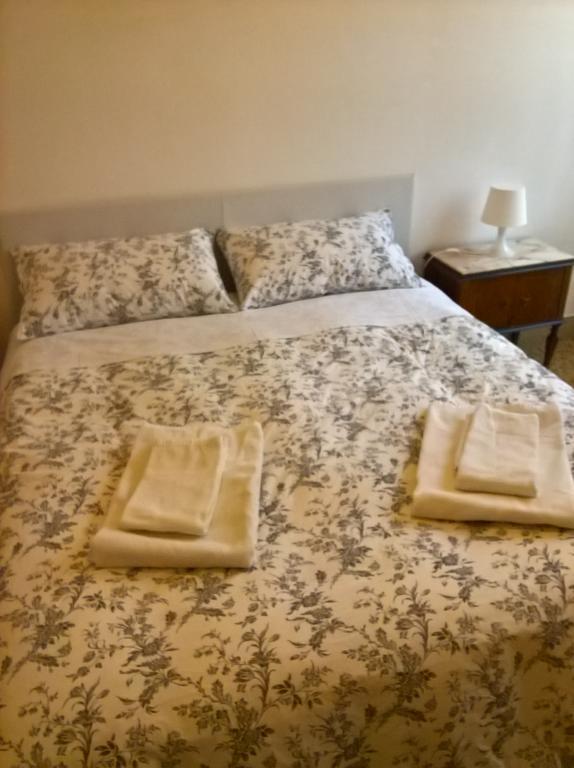 Marchese Ugo Bed and Breakfast Palermo Esterno foto