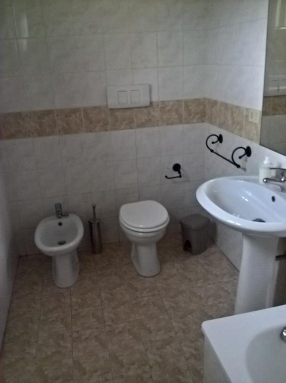 Marchese Ugo Bed and Breakfast Palermo Esterno foto