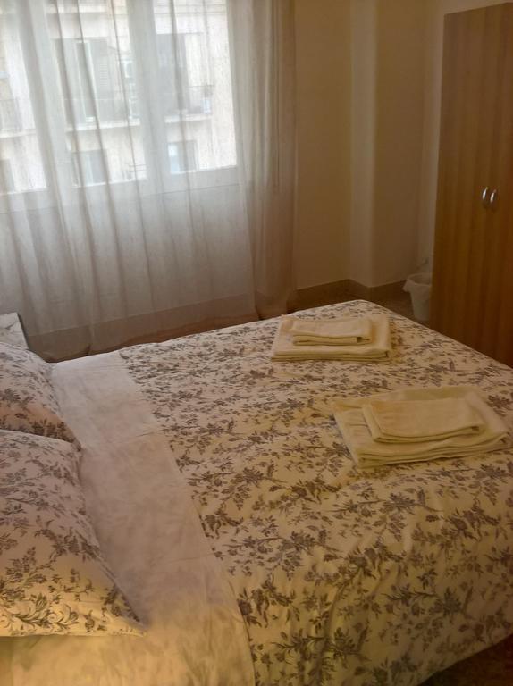Marchese Ugo Bed and Breakfast Palermo Esterno foto
